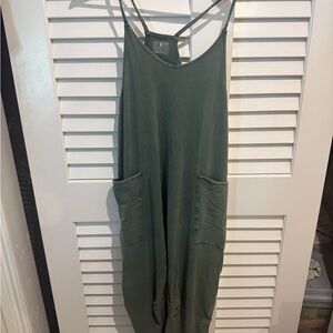 Green Sleeveless Jumpsuit with Pockets